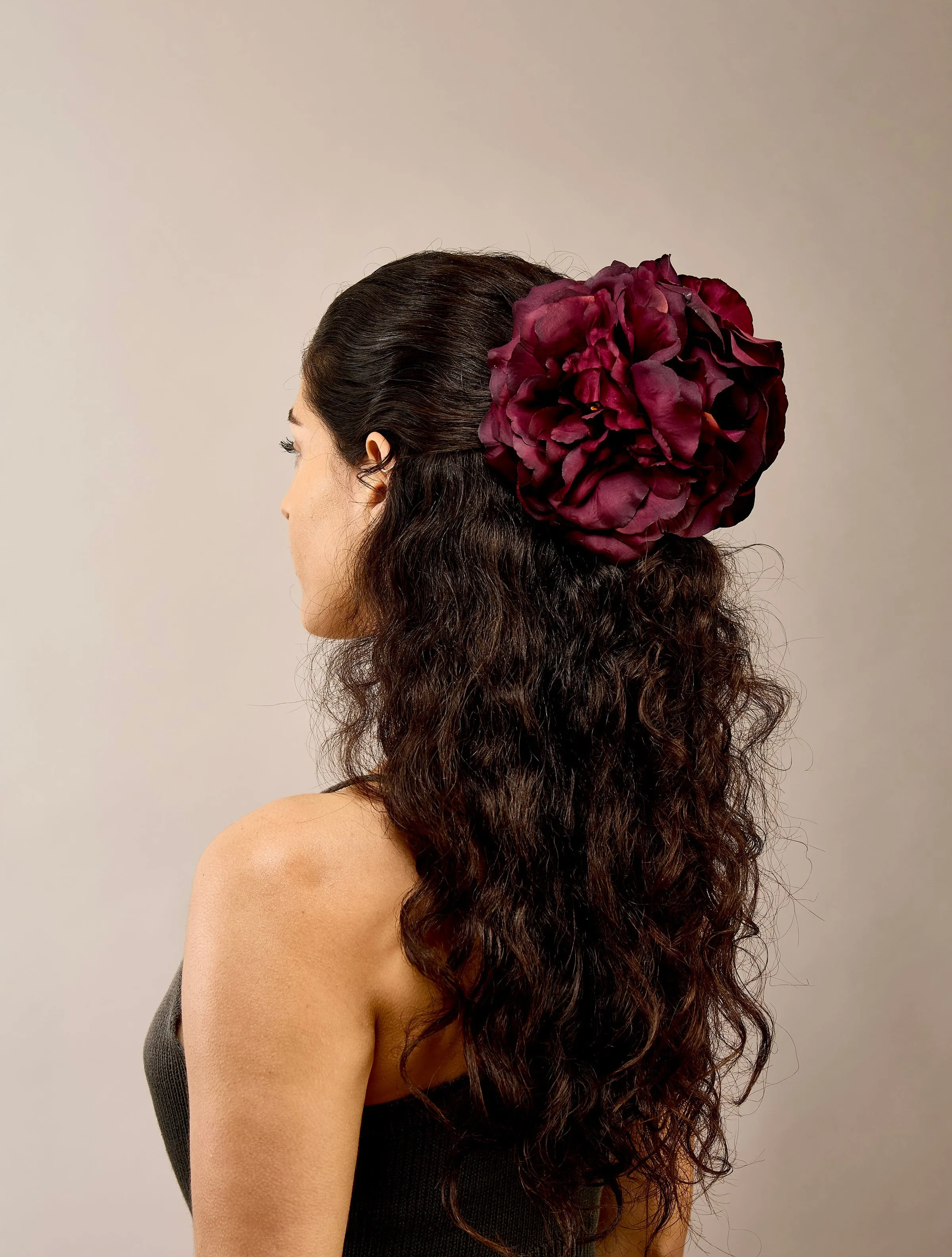 Bellatrix — The Bellatrix Rose claw clip